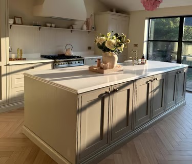 Quartz kitchen island light grey cabinetry, supplied and fitted by RH Stone Surfaces in Wallsend
