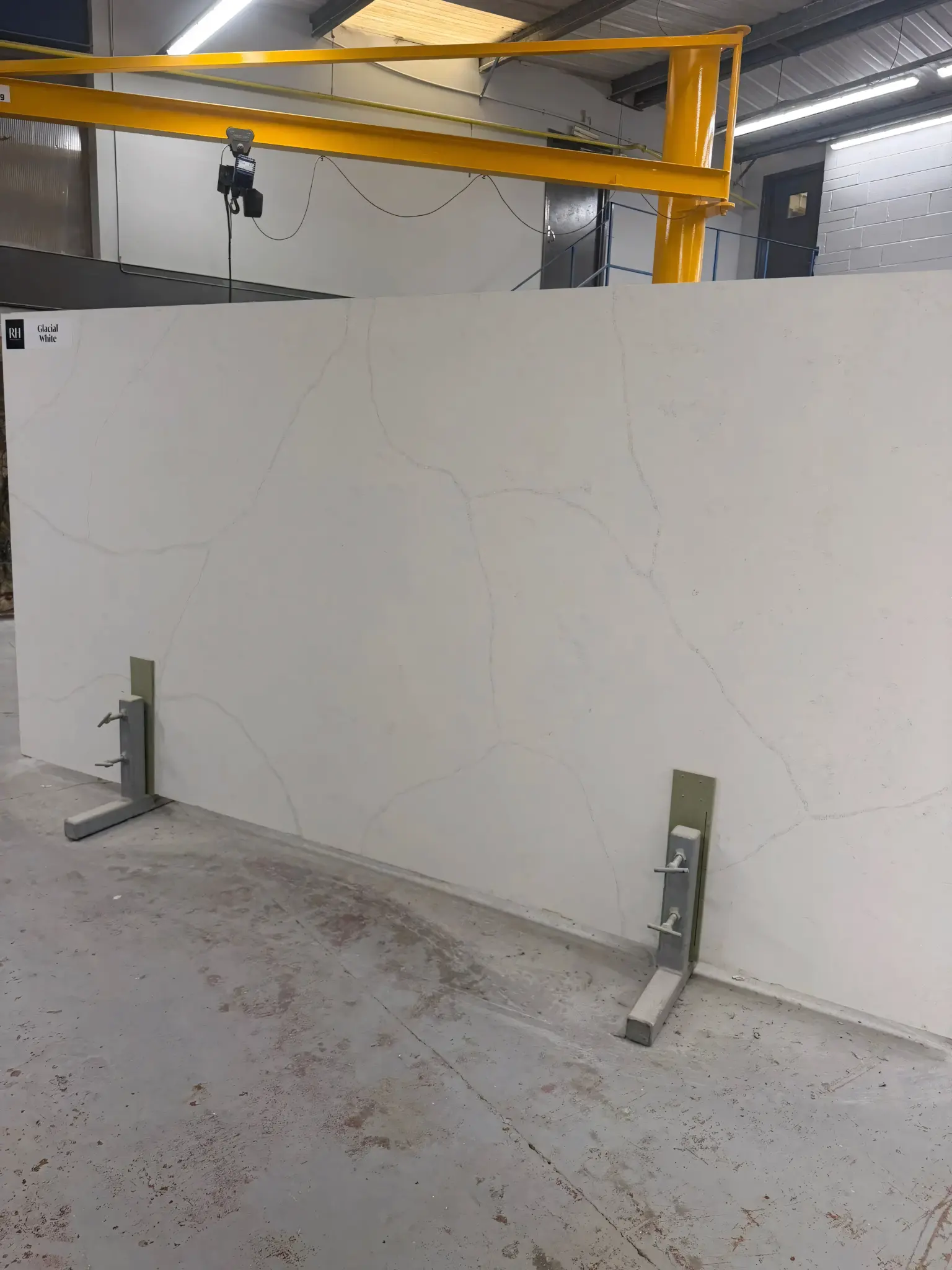 Glacial White quartz slab – North Shields, Chirton NE29